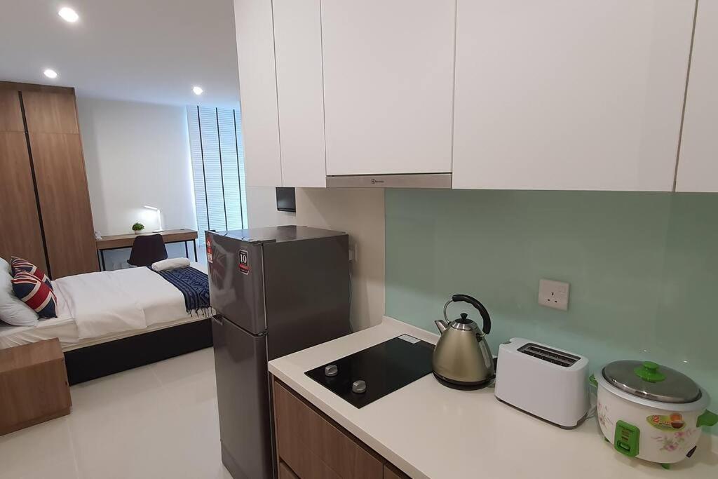 Kozi Square New Sgh Cozy Home 8A Kuching Ngoại thất bức ảnh
