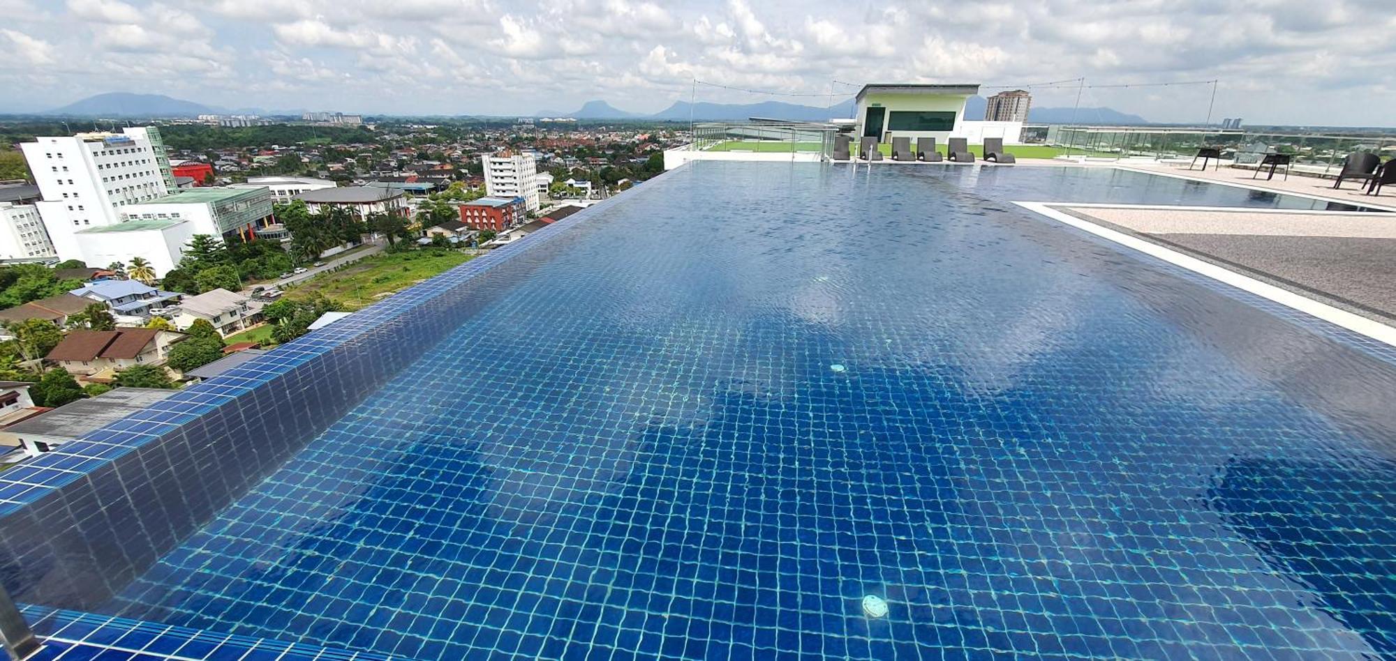 Kozi Square New Sgh Cozy Home 8A Kuching Ngoại thất bức ảnh
